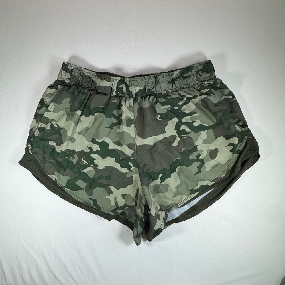 Athletic Works Women's Core Running Shorts Green Camo XL Mesh Liner Pockets